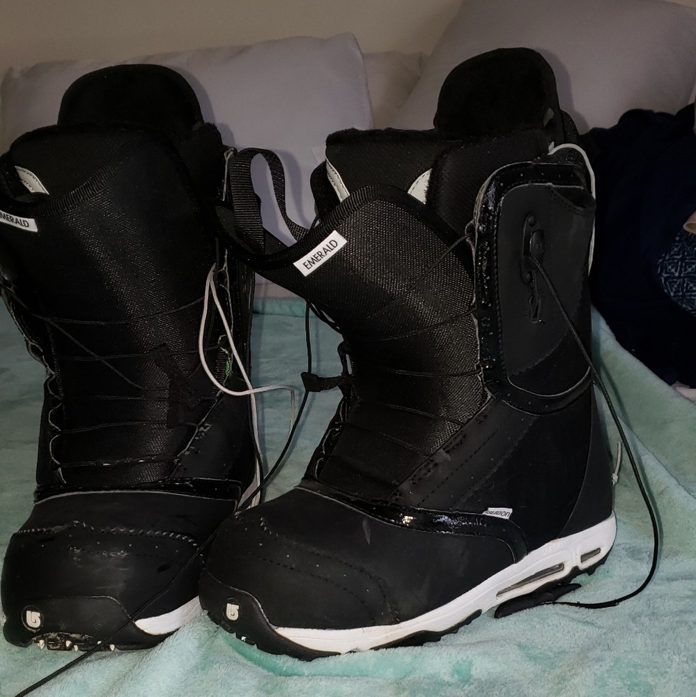 BURTON EMERALD WOMEN'S SNOWBOARDING BOOTS